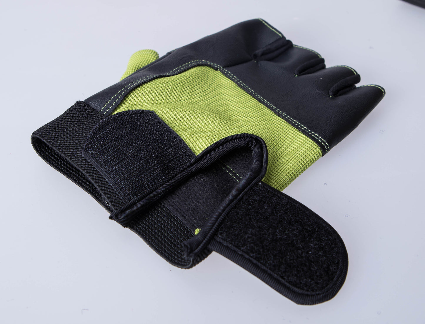 Liveup Fitness Gloves